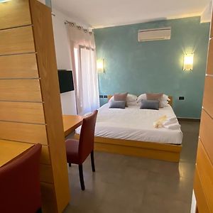 Camera standard con letto king size